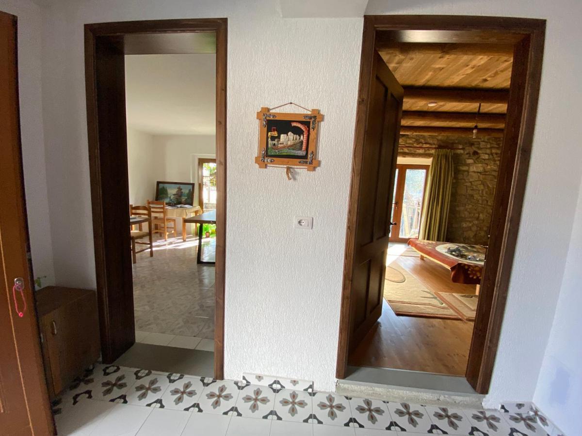 Villa Shuaipaj Gjirokastër Exterior foto