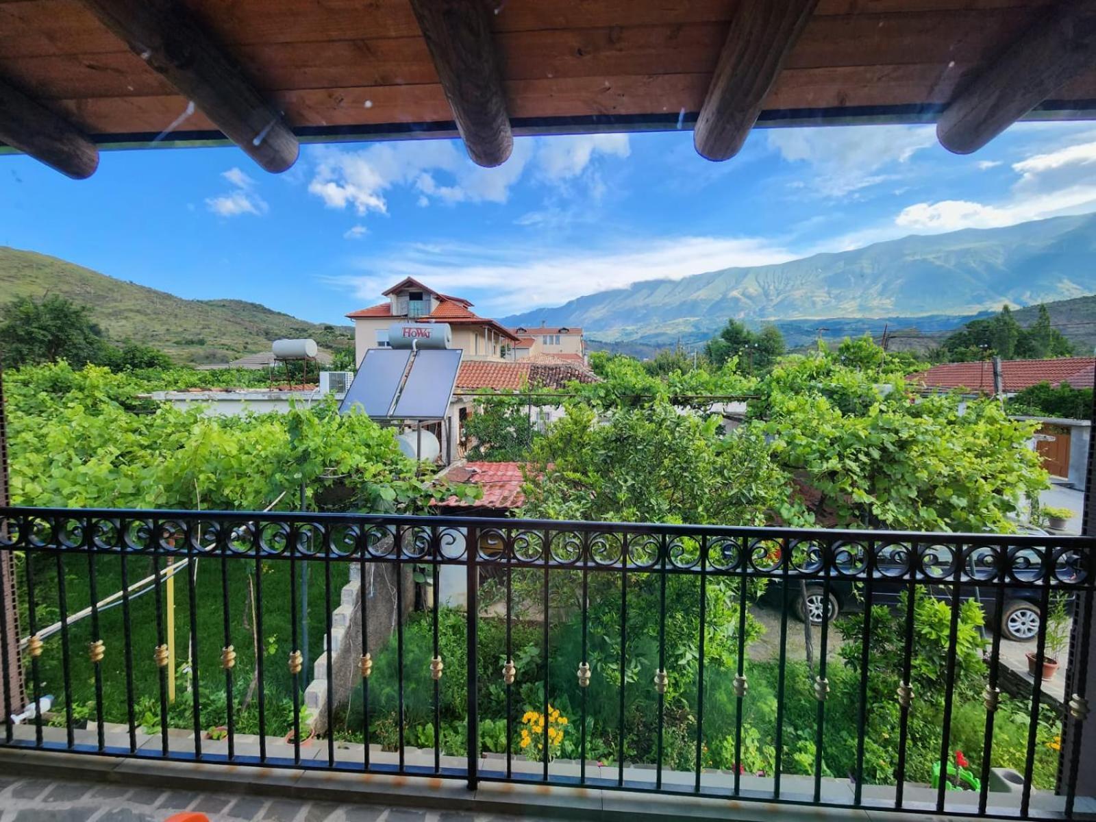 Villa Shuaipaj Gjirokastër Exterior foto
